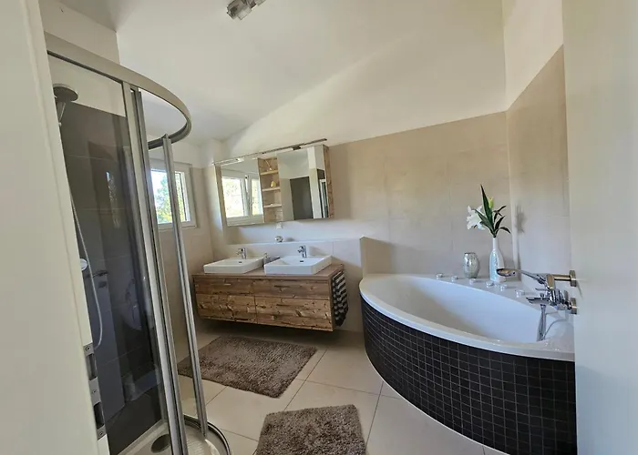 Σπίτι διακοπών Cosy & Elegant Cityhouse With Garden Βιέννη